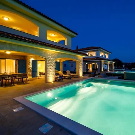 Luxury Loma 2 * Sveti Vid-Miholjice